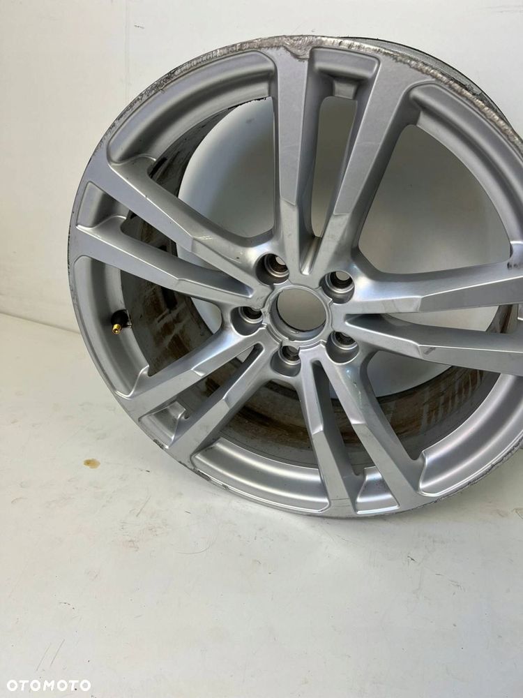 8V0 601 025 BC Felgi aluminiowe R18 Audi A3 S3 8V 18 8J ET46 - 1