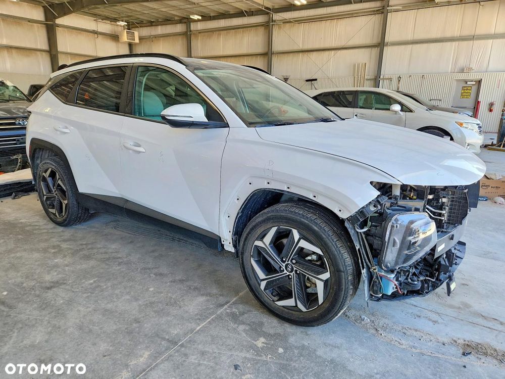 Hyundai Tucson - 1