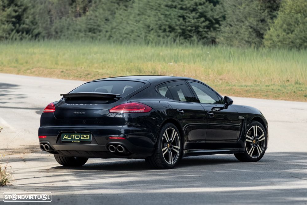 Porsche Panamera Edition - 3