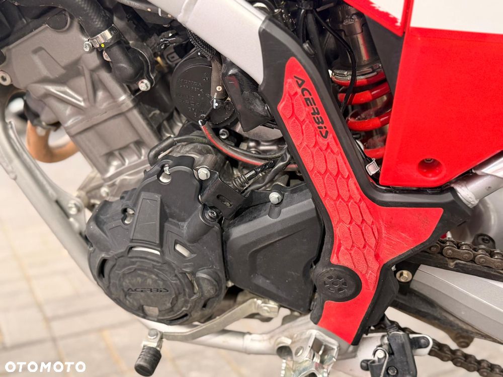 Honda CRF - 13