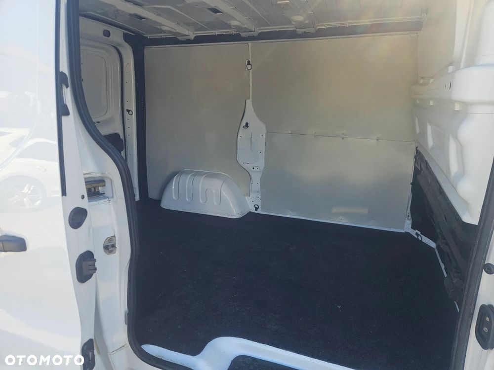 Opel VIVARO - 12