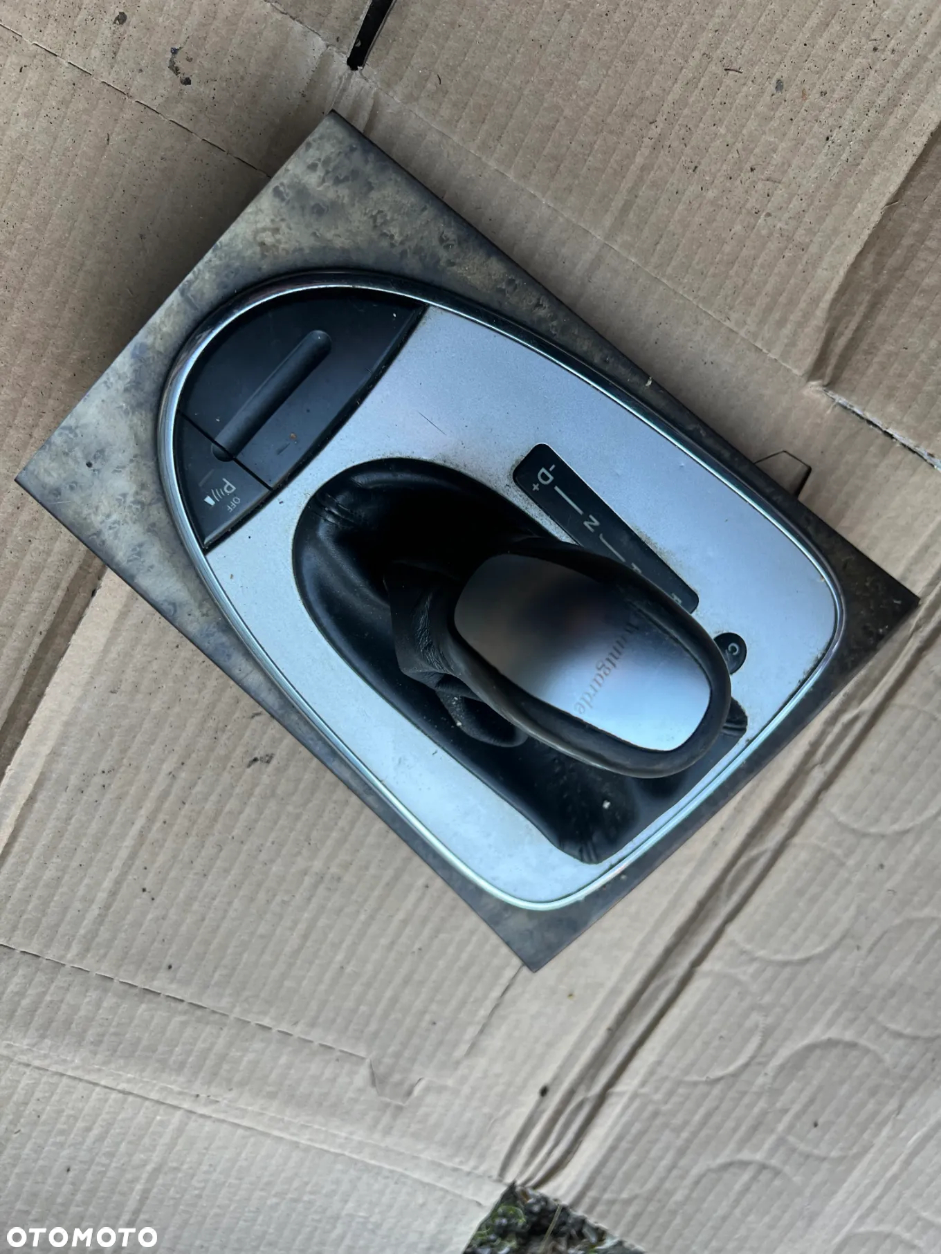 MERCEDES W211 GAŁKA MIESZEK AUTOMAT - 3
