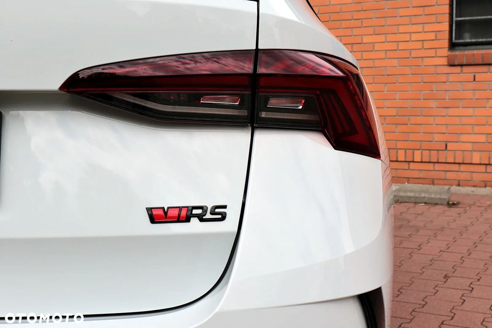 Skoda Octavia 2.0 TDI DSG RS - 21