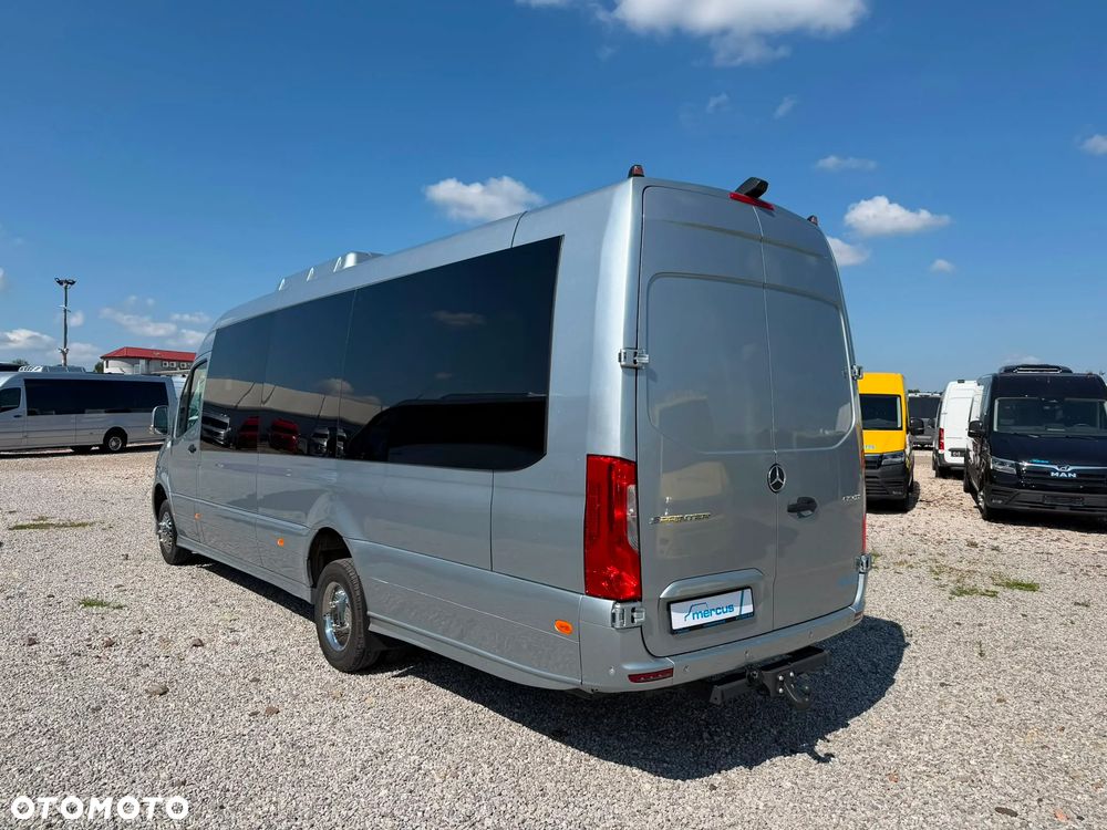 Mercedes-Benz Sprinter 519 - 7