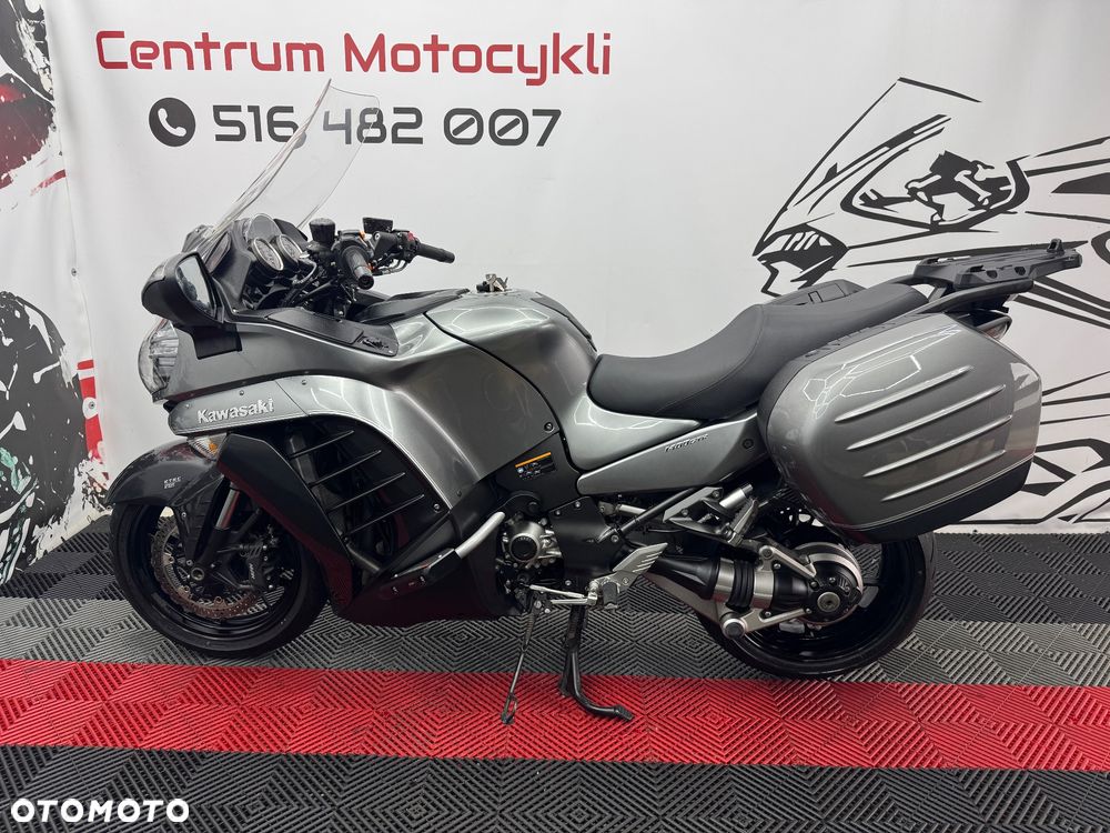 Kawasaki GTR - 6