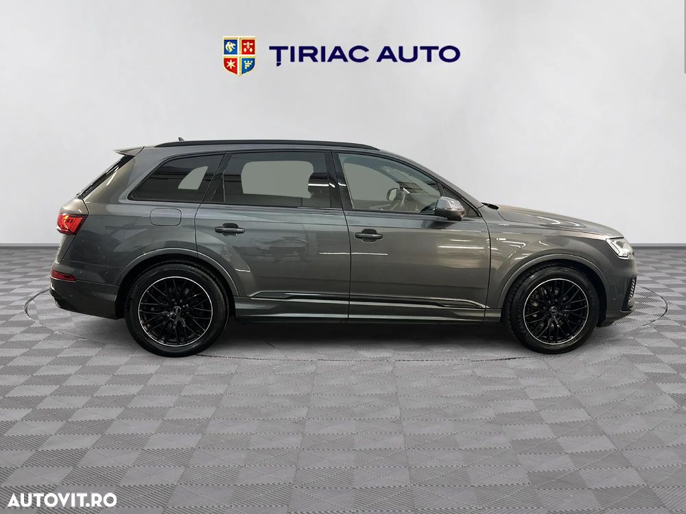 Audi Q7 55 TFSI quattro Tiptronic MHEV S Line - 6