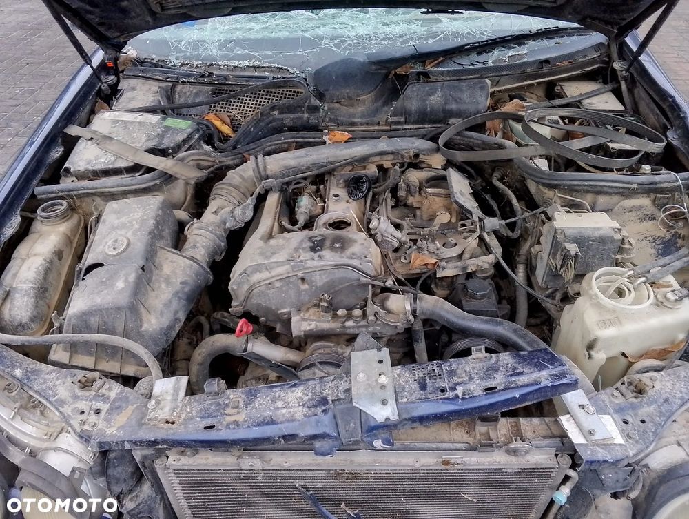 Mercedes – Benz Klasa E W210 (95-99r.) 2.0 B 136KM. Silnik 111.942 (111942) (111 942) Skrzynia 717.417 lakier 366. Cały na części. GWARANCJA !!!  Przód Tył Zestaw Komplet Drzwi Klapa Zderzak Błotnik Maska Grill Atrapa Szyba Pas Lampa Lusterko Boczki Fotel Kanapa Kokpit Deska Rozdzielcza Przełącznik Włącznik Sterownik Przewody Wiązka Instalacja Moduł Komputer Czujnik Listwa Pompa Alternator Wtryski Głowica Rozrusznik Kompresor Sprzęgło Dwumas Silnik Skrzynia ABS Klimatyzacji Paliwa Wspomagania Kolektor Turbina Przepustnica Zawór Chłodnica Koło Hak Belka Sanki Zawieszenie Mcpherson Półoś Amortyzator Wydech Tłumik Zacisk Most - 10