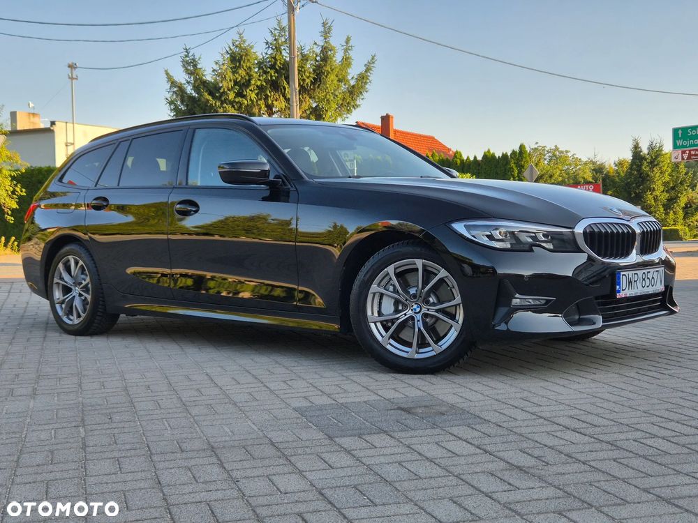 BMW Seria 3 330i Sport Line - 5