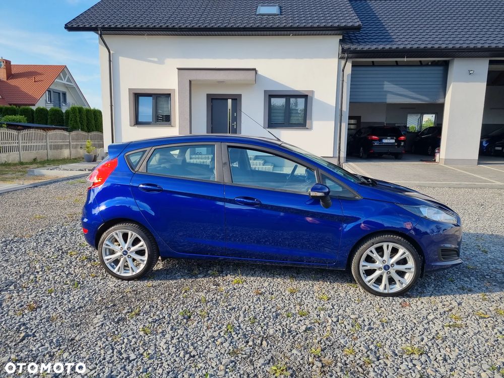 Ford Fiesta 1.25 Champions Edition - 8