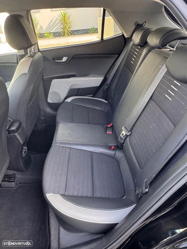 Kia Stonic 1.0 T-GDI Tech - 5