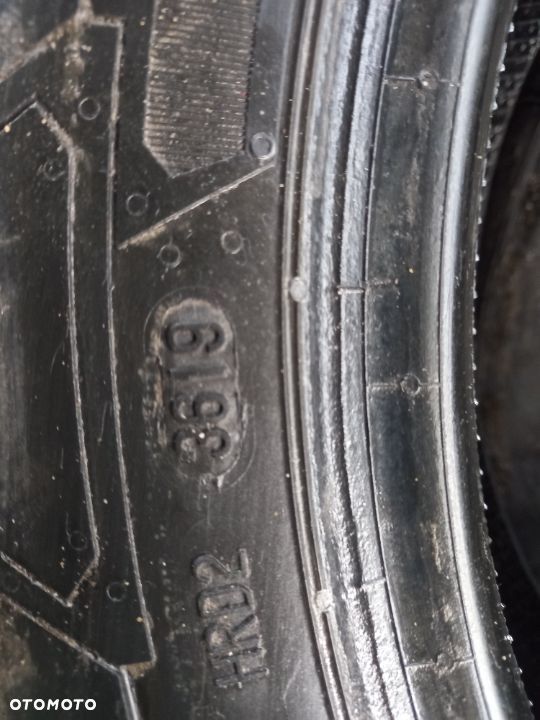 195/65/16C Continental VancoContact Winter