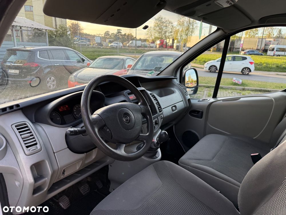 Opel Vivaro - 14