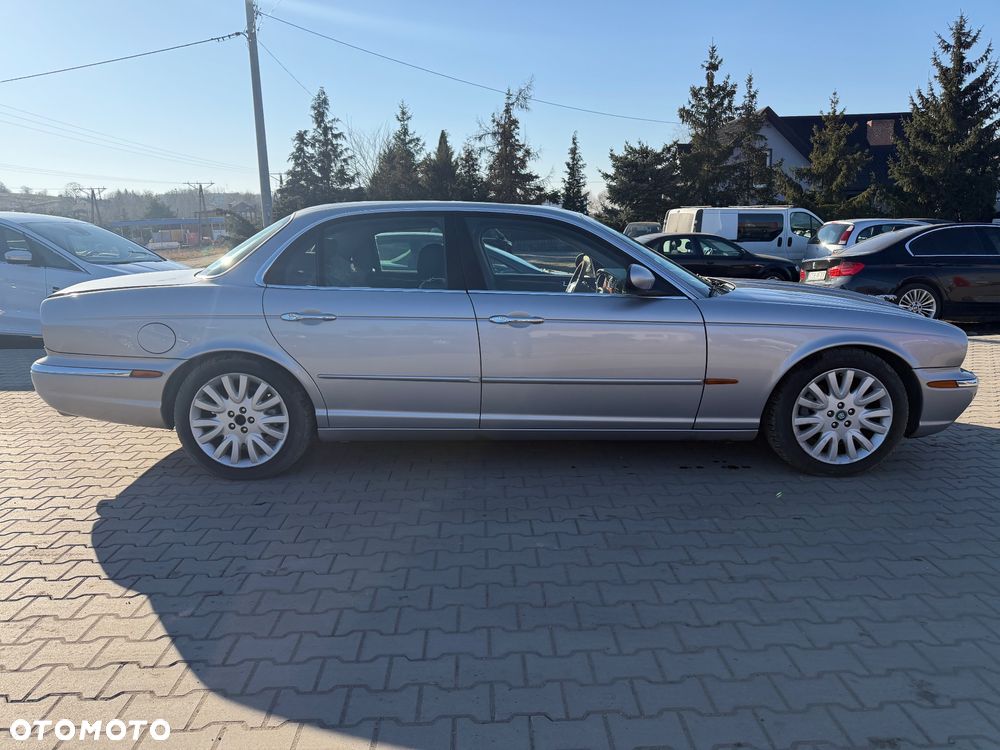 Jaguar XJ XJ8 4.2 LWB - 4