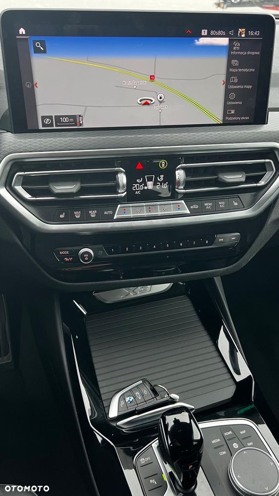 BMW X3 xDrive20d - 13