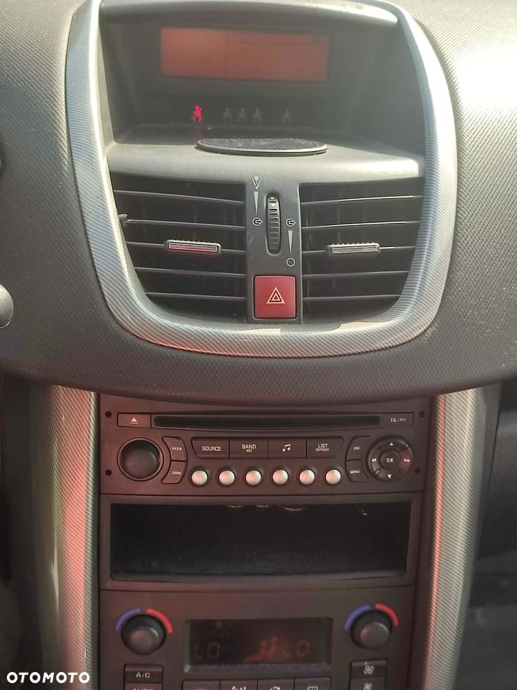 Peugeot 207 1.4 - 4