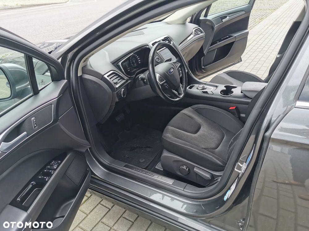Ford Mondeo 2.0 EcoBlue Titanium - 19