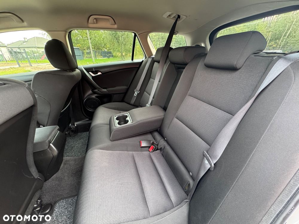 Honda Accord 2.0 Executive - 19