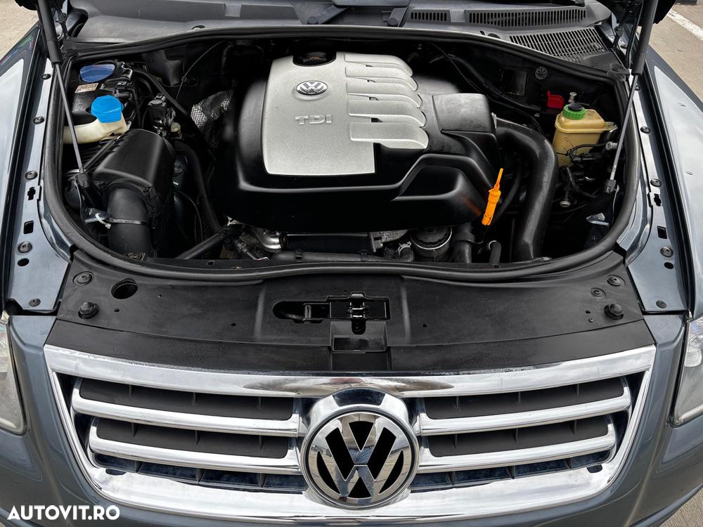 Volkswagen Touareg - 8