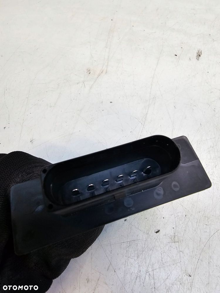 STEROWNIK POMPY PALIWA AUDI A4 B9 A5 Q7 8W0906093G - 2