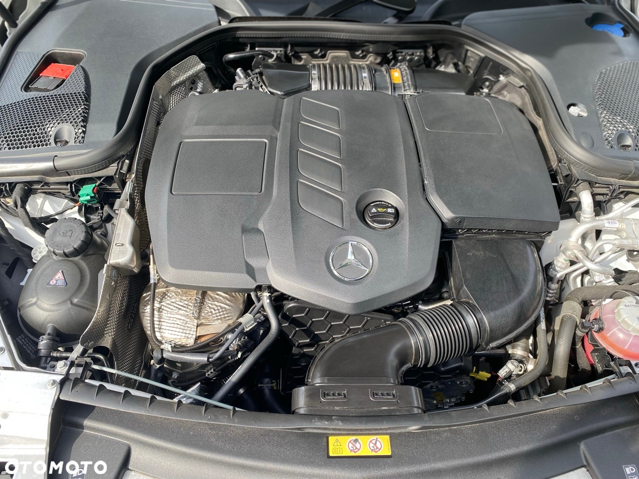 Mercedes-Benz Klasa E 300 de PHEV Avantgarde 9G-Tronic - 15
