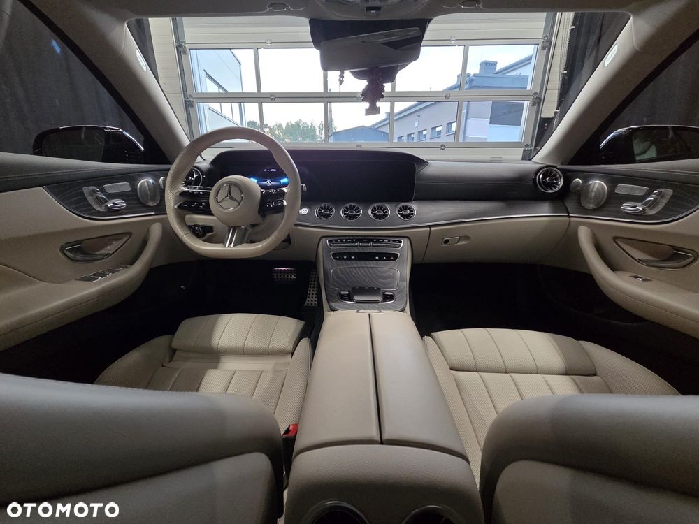 Mercedes-Benz Klasa E 220 d 4-Matic AMG - 13