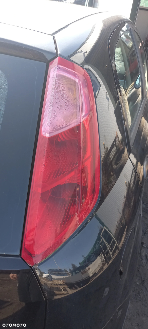 Lampa tył tylna prawa Fiat Grande Punto