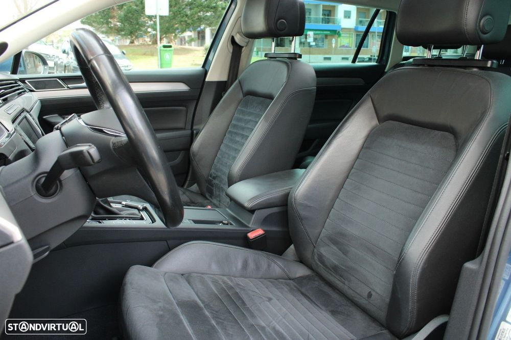 VW Passat Variant 1.6 TDI Highline DSG - 47