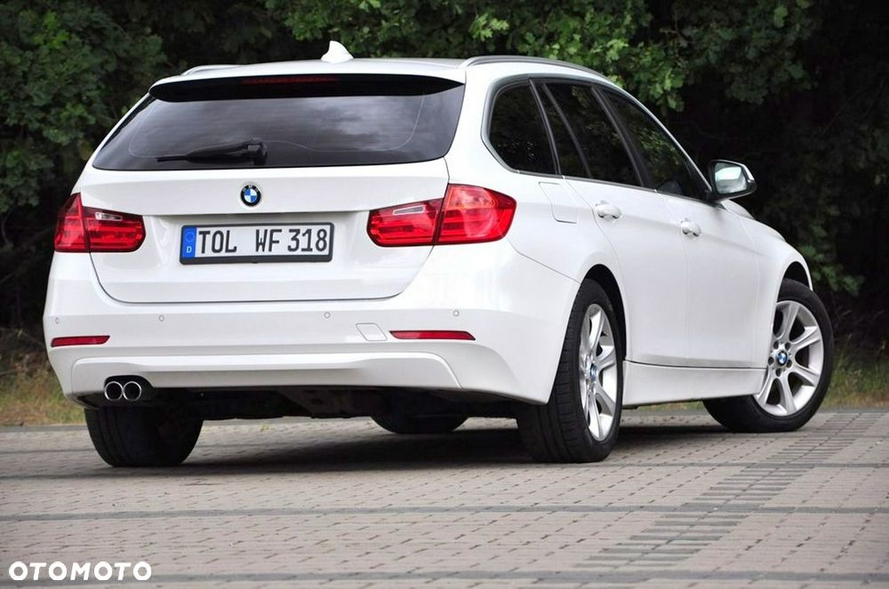 BMW Seria 3 330d xDrive Blue Performance Luxury Line - 22