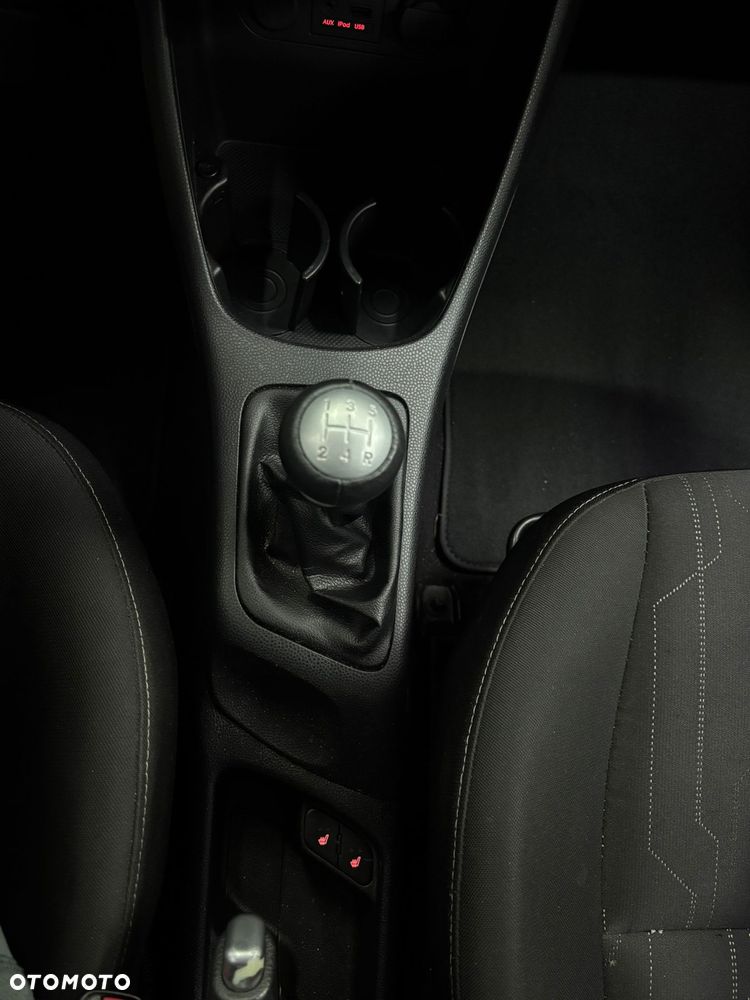 Kia Picanto 1.2 Fifa World Cup Edition - 24