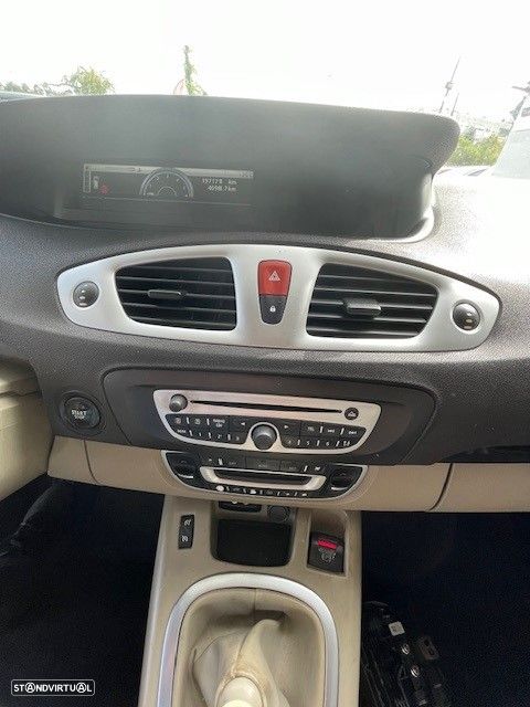 Renault Grand Scénic 1.5 dCi Bose Edition 7L - 9