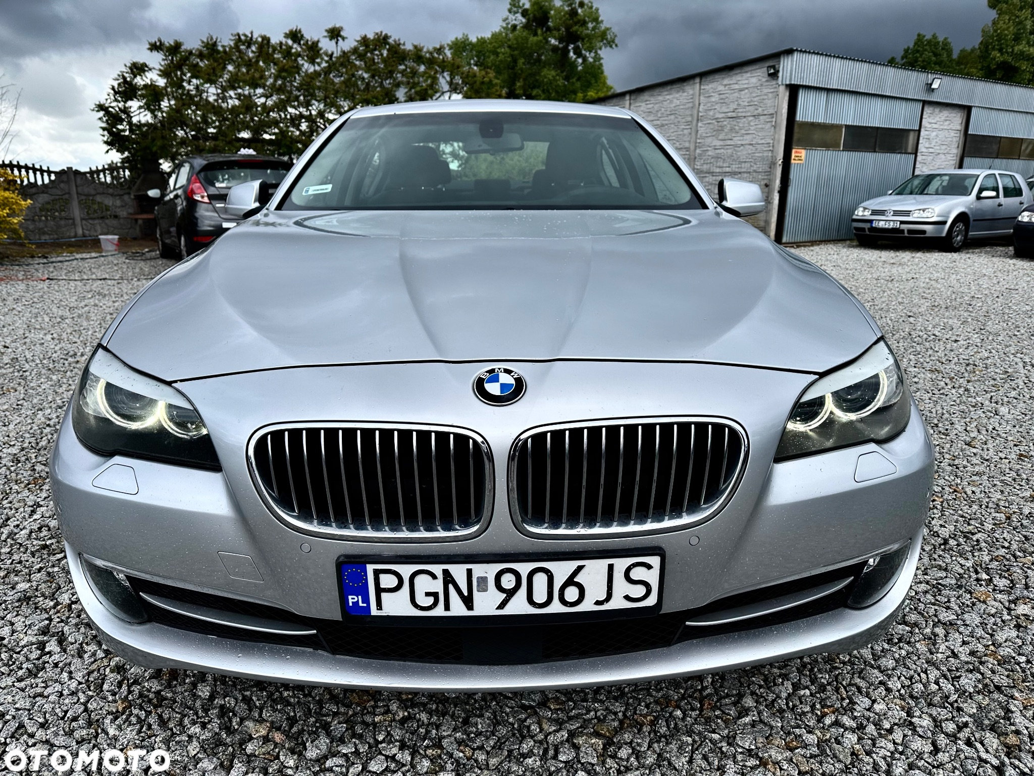 BMW Seria 5 520d - 29