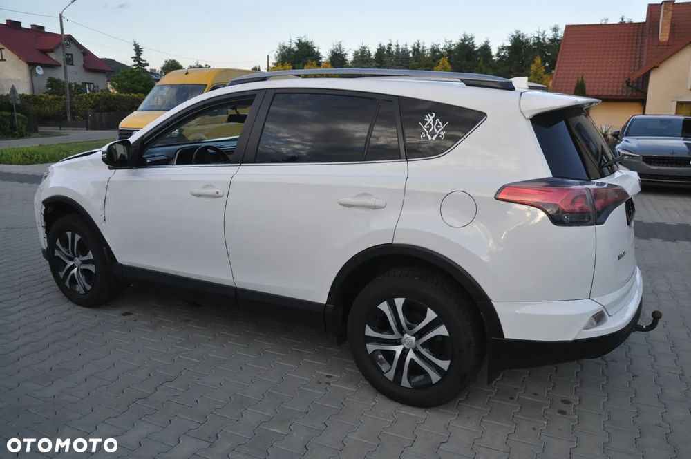 Toyota RAV4 2.0 4x4 Start&Stop Executive - 32