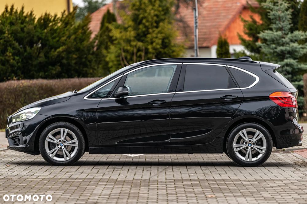 BMW Seria 2 218d - 15
