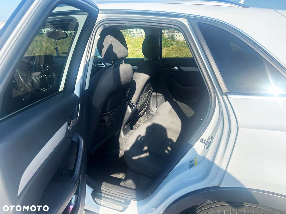 Audi Q3 2.0 TDI Edycja Specjalna - 6