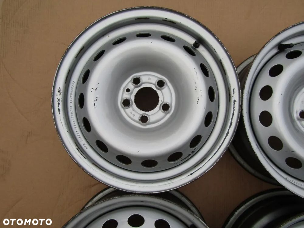 4x Felgi 15 Fiat 500L Opel Combo D Doblo Tipo II 6j 5x98 ET39 - 7