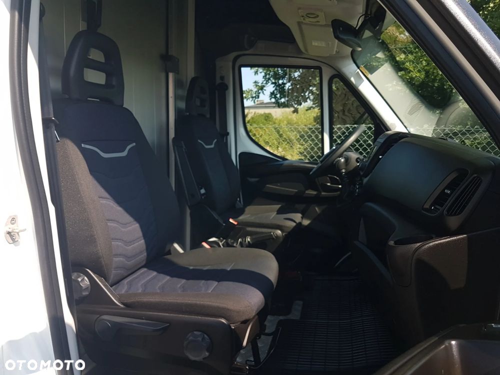 Iveco DAILY KONTENER NISKOPODŁOGOWY 4,43x2,23x2,42 SKLEP BAR KAMPER FOODTRUCK KLIMA KONIOWÓZ - 8
