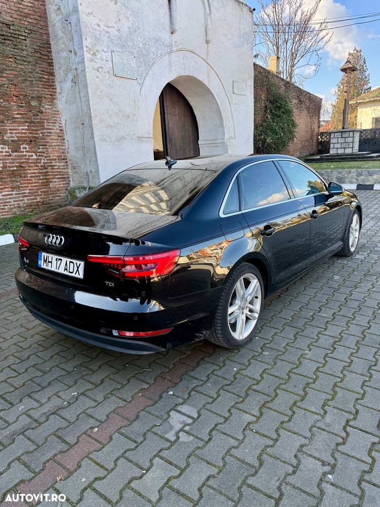 Audi A4 2.0 TDI S tronic - 12