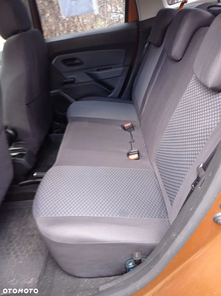 Dacia Duster TCe 100 2WD Essential - 2