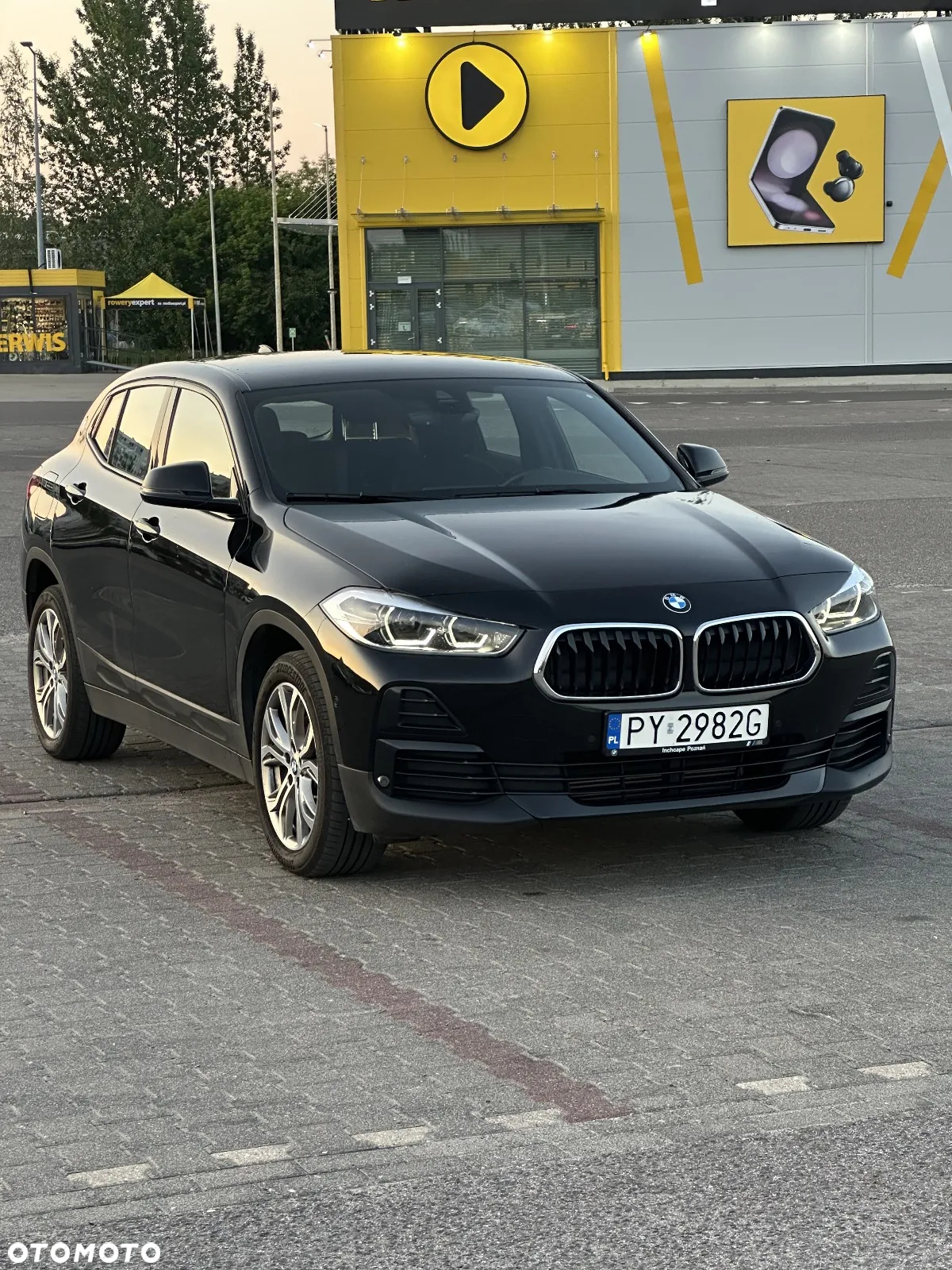 BMW X2 sDrive18i Business Edition - 2