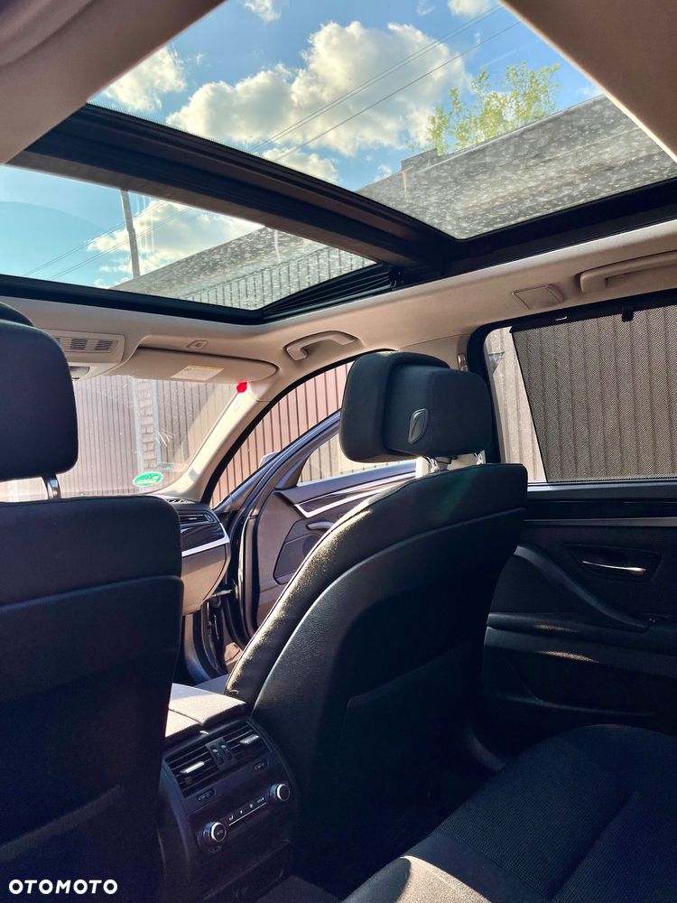 BMW Seria 5 520d - 7