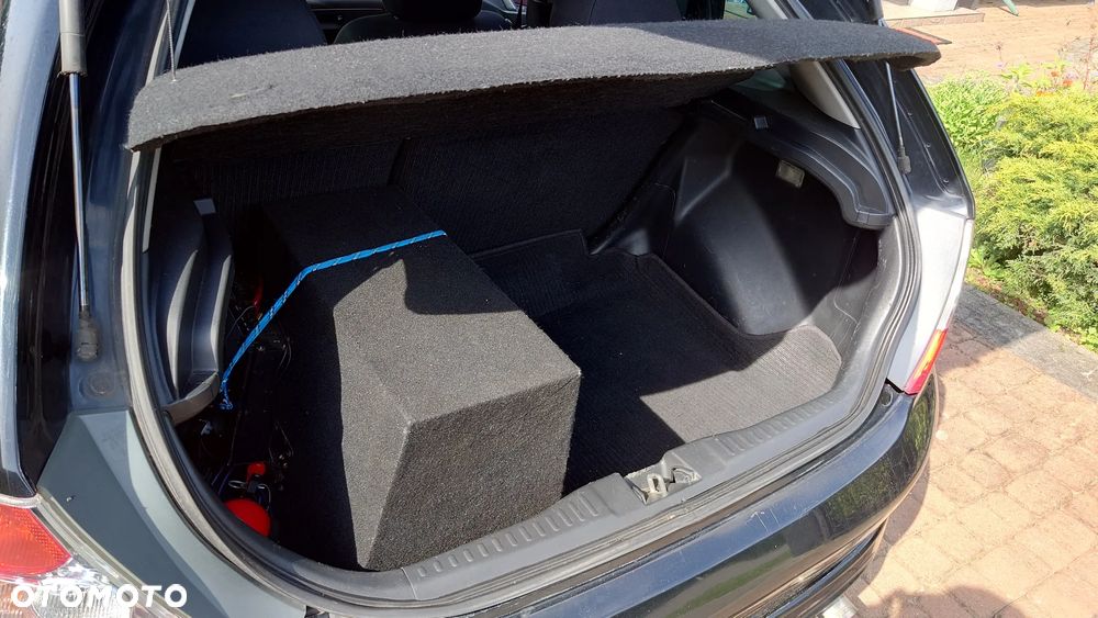 Honda Civic 1.6i ES - 17