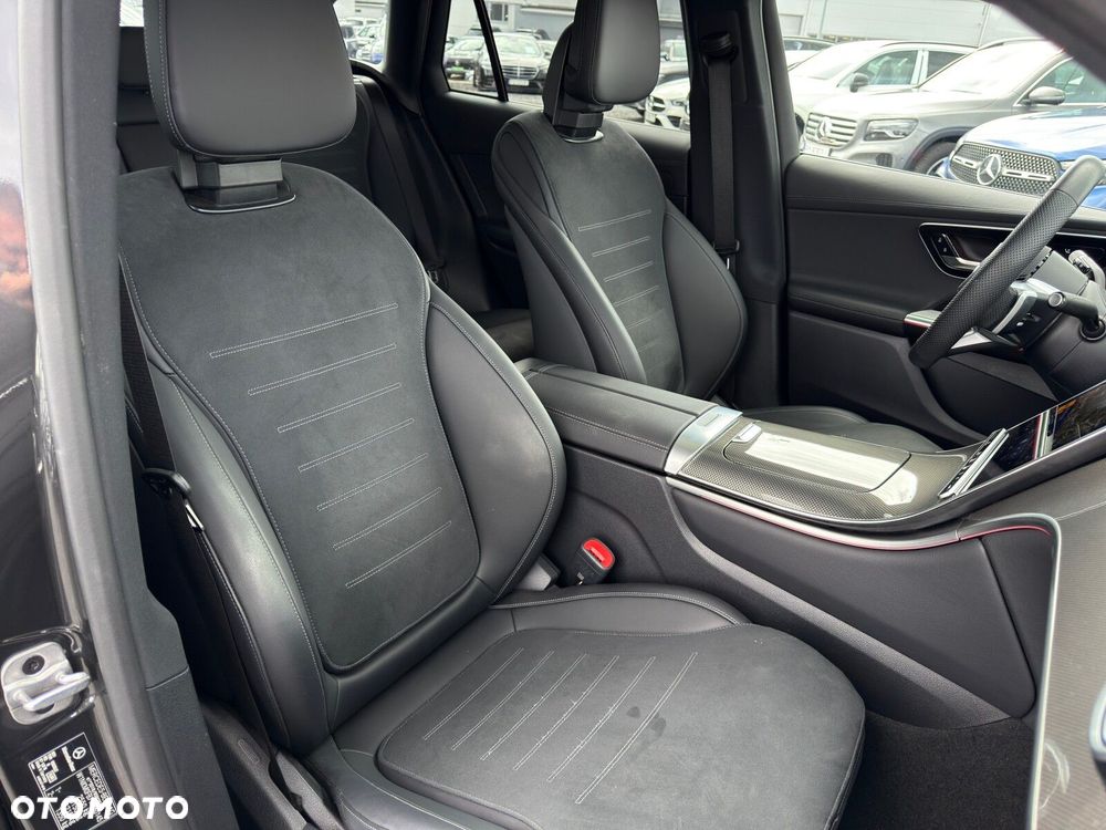Mercedes-Benz GLC - 29