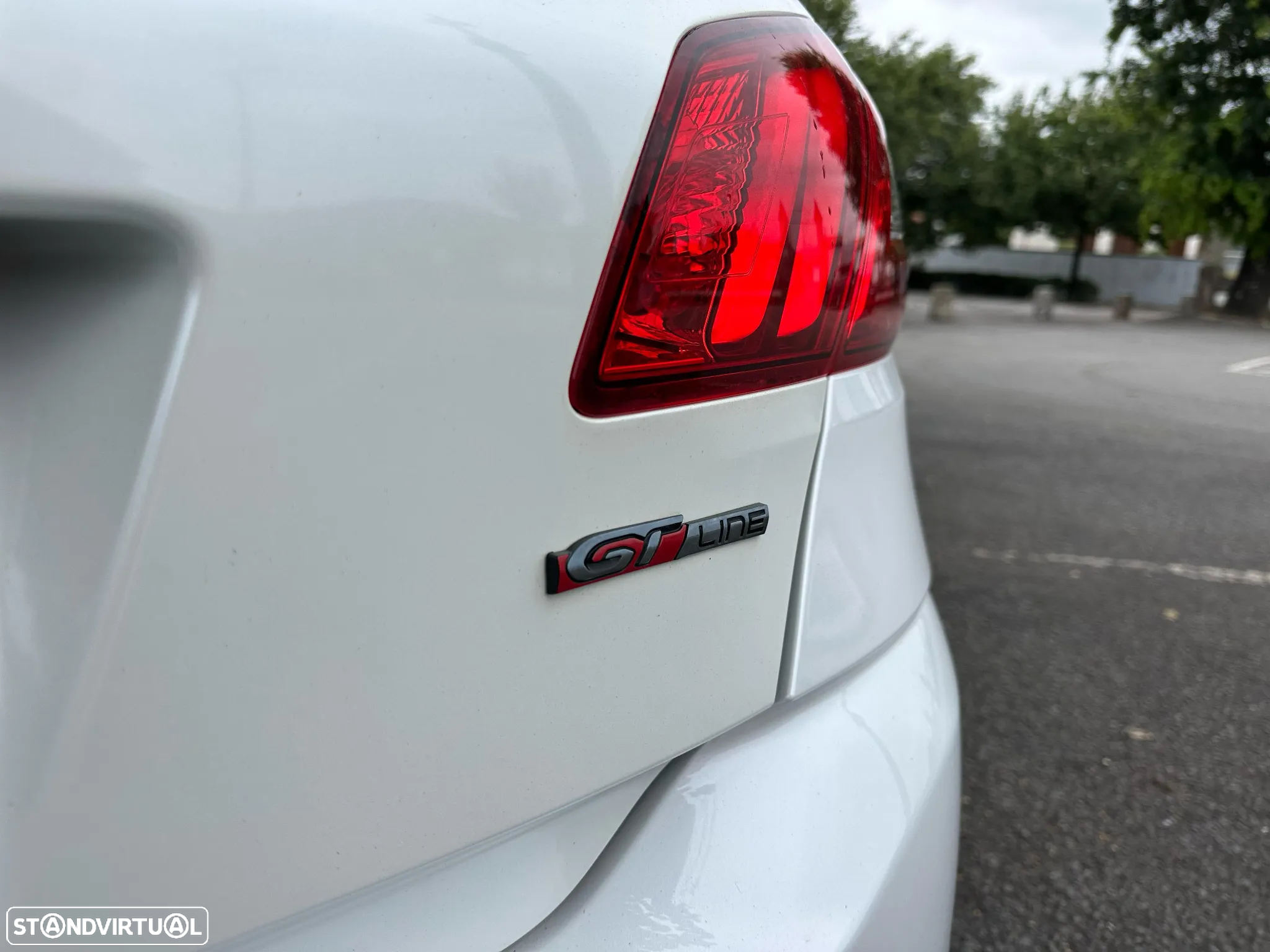 Peugeot 308 BlueHDi FAP 120 EAT6 Stop&Start GT-Line Edition - 17