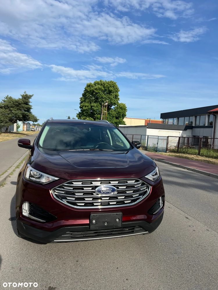 Ford Edge - 8