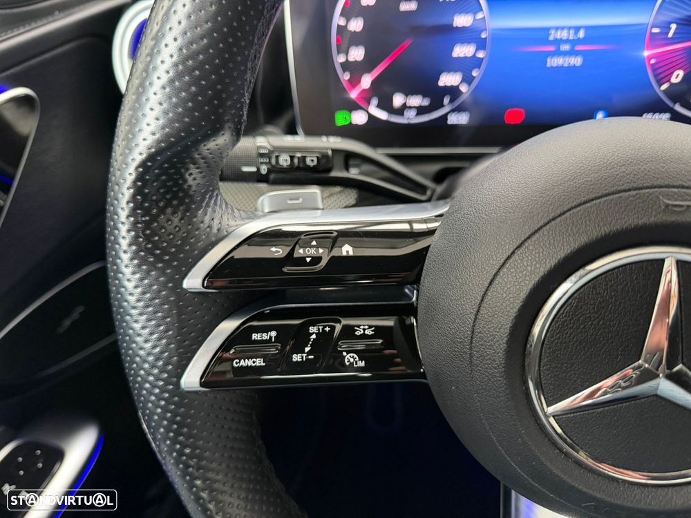 Mercedes-Benz C 300 d AMG Line - 26