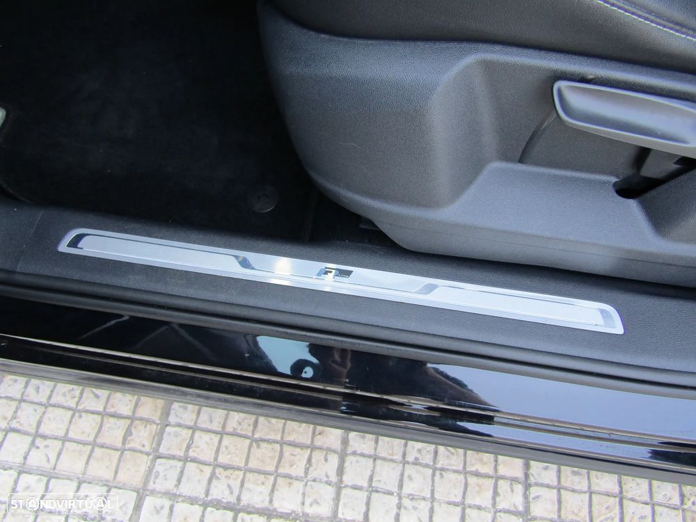 VW Tiguan Allspace 2.0 TDI Highline DSG - 12