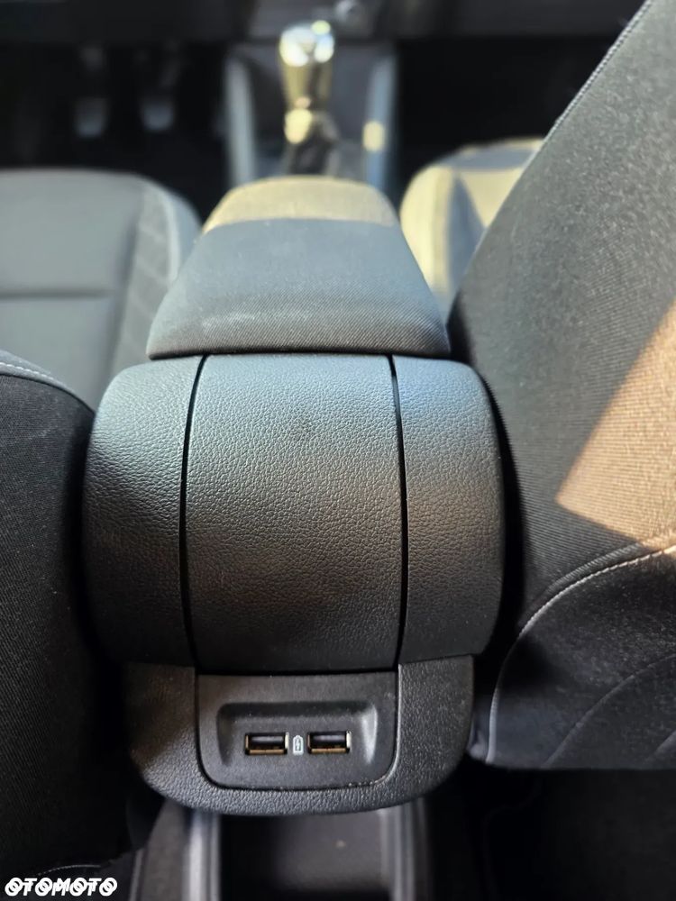 Skoda Fabia 1.0 TSI Ambition Plus - 26