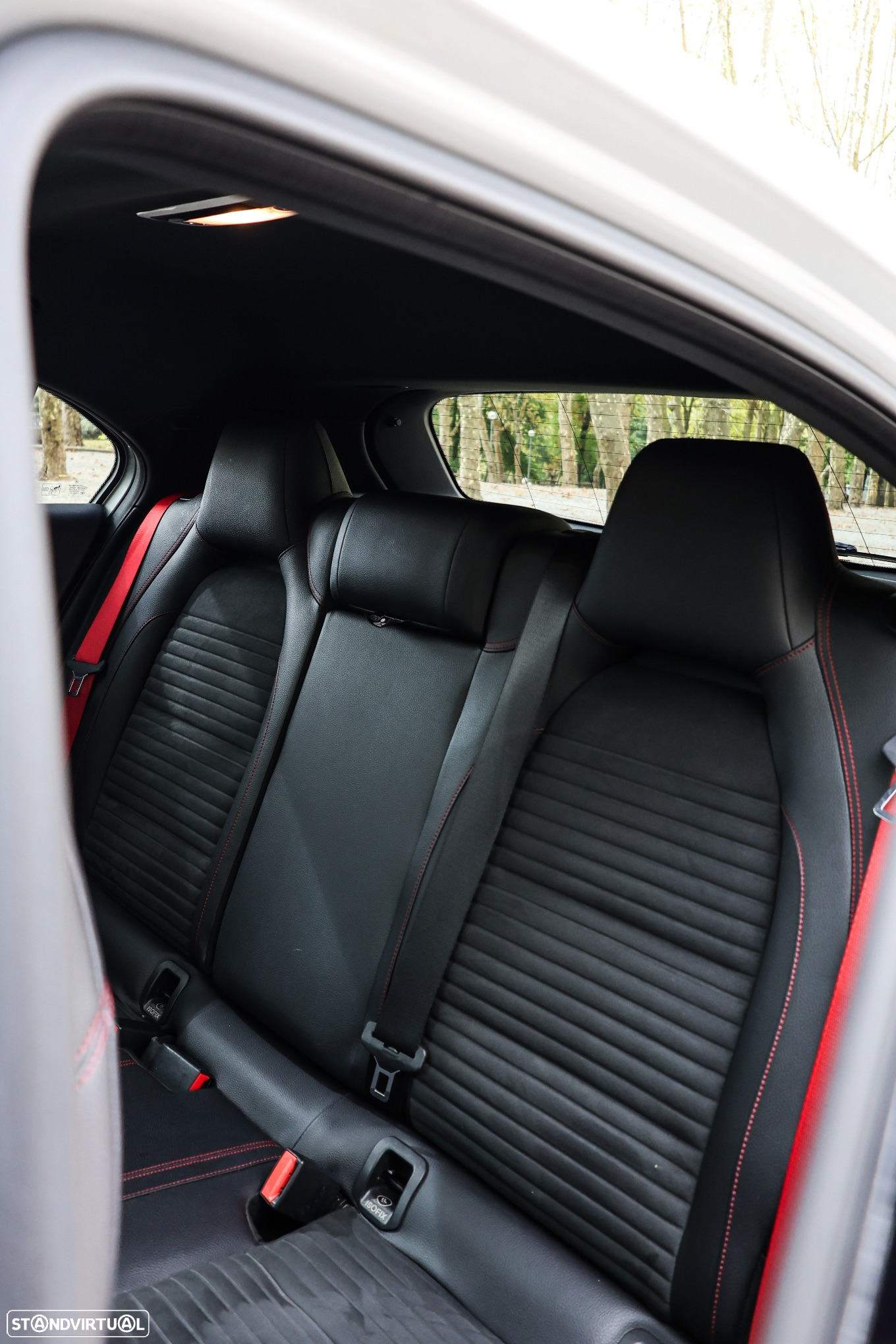 Mercedes-Benz A 45 AMG 4-Matic - 13