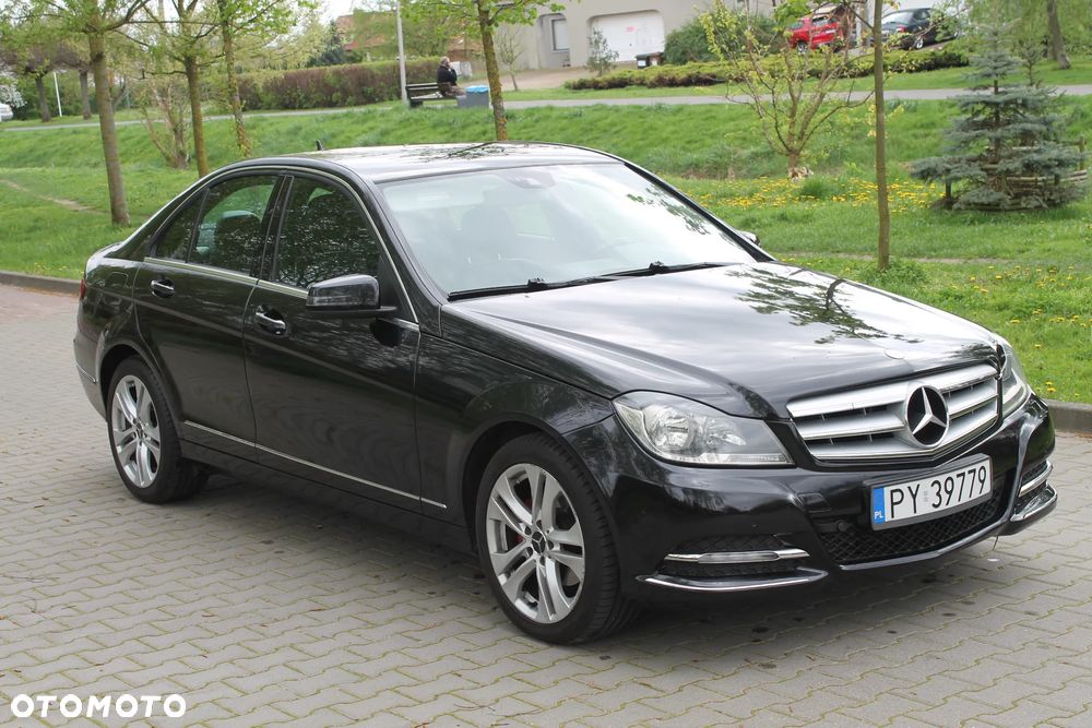 Mercedes-Benz Klasa C 180 CDI DPF (BlueEFFICIENCY) 7G-TRONIC Avantgarde - 22