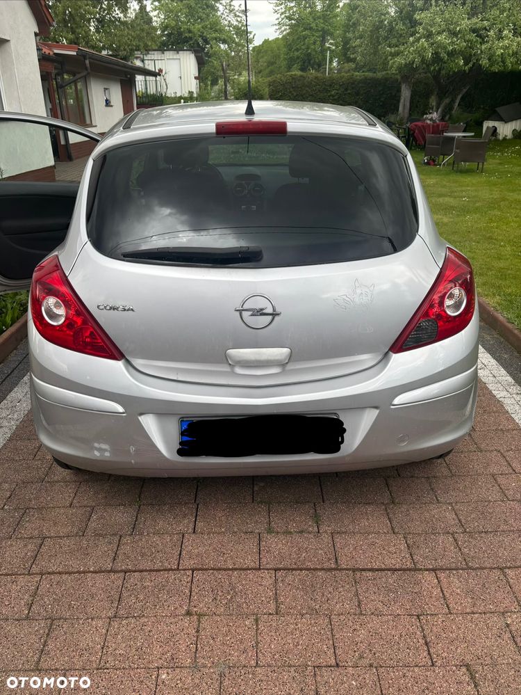 Opel Corsa 1.2 16V Cosmo - 1